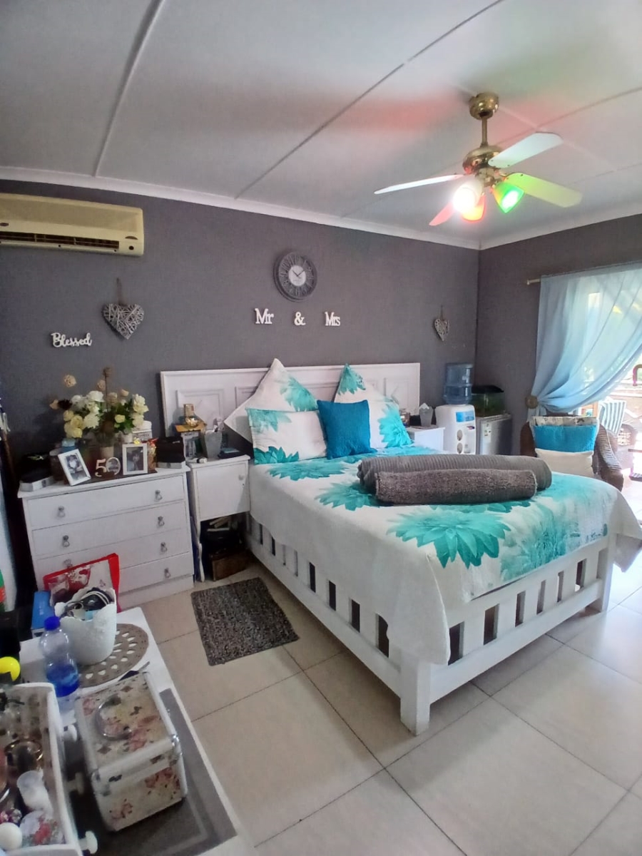 4 Bedroom Property for Sale in Amalinda Eastern Cape